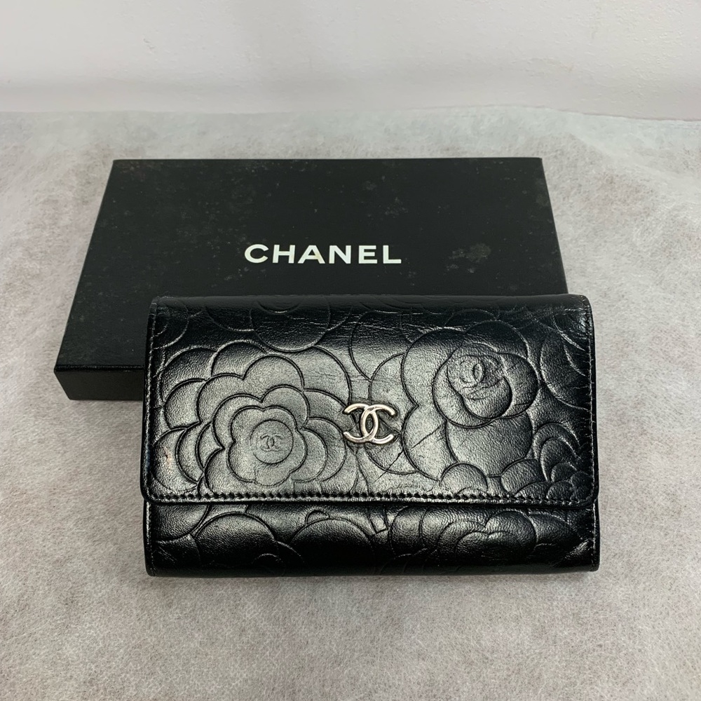 Authentic Chanel Medium Camilla Wallet